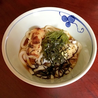 チクワ天付きメカブうどん（冷）